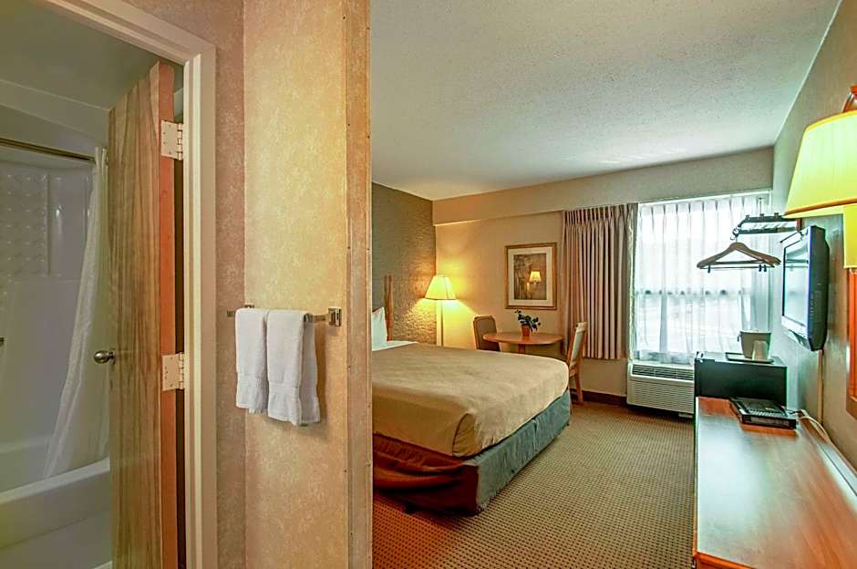 Econo Lodge Metro