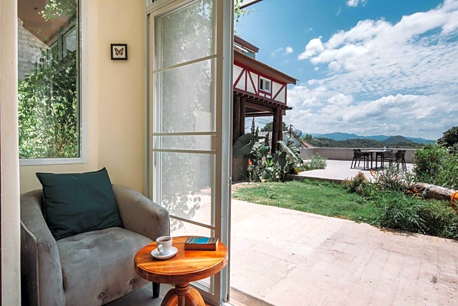 Villa Mungkala - Colonial Villa