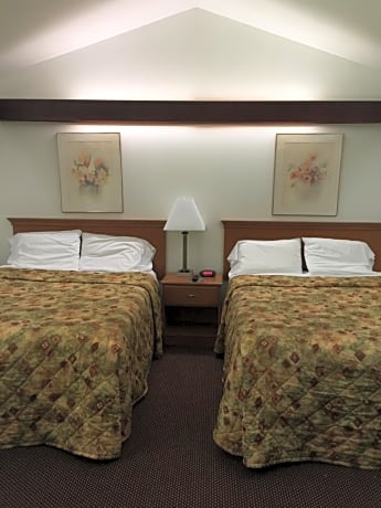 Queen Room with Two Queen Beds - Non-Smoking