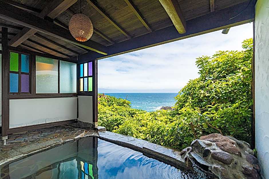 Gardenvilla Shirahama Resort Hotel