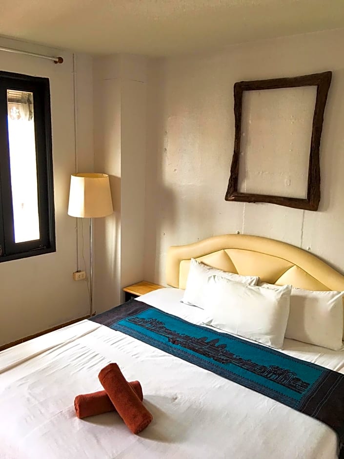 Sritrang Hotel
