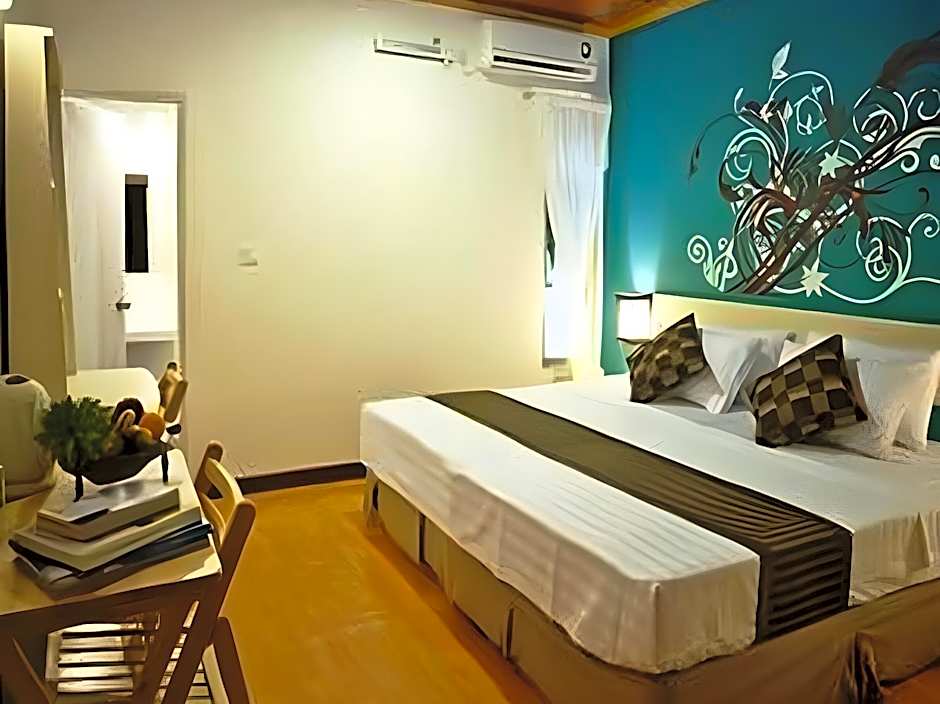 Stingray Beach Inn at Maafushi