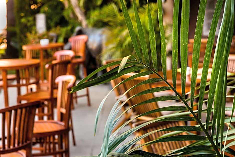 Chillout Hotel Tres Mares