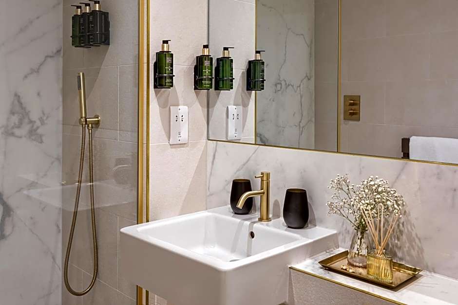 Meliá London Kensington member of Meliá Collection