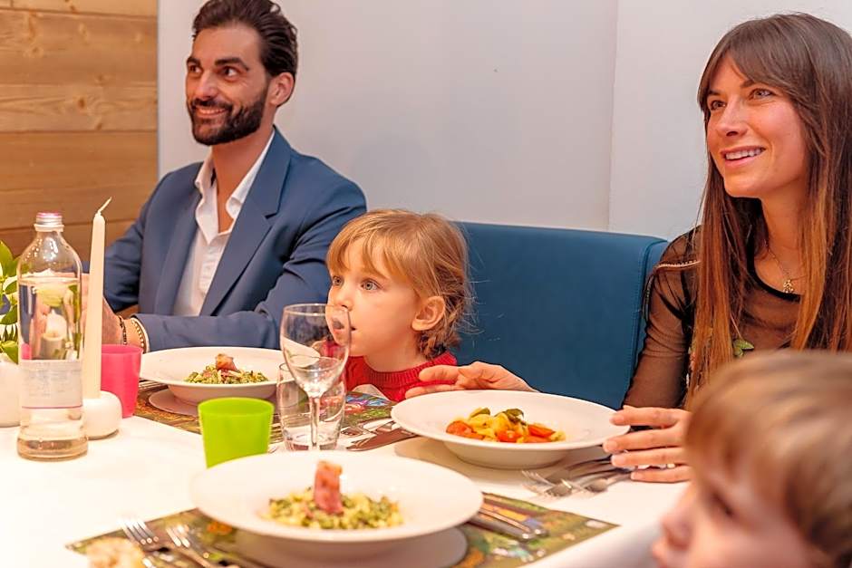 Albergo Dimaro Wellness Hotel