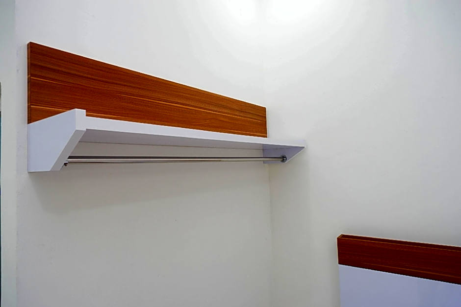 RedDoorz near Terminal Tirtonadi 2