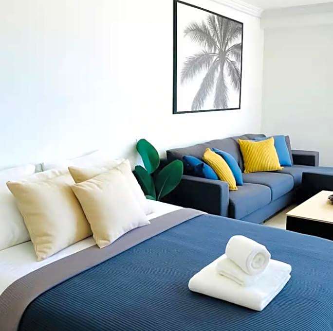 Aqualine Apartments On The Broadwater