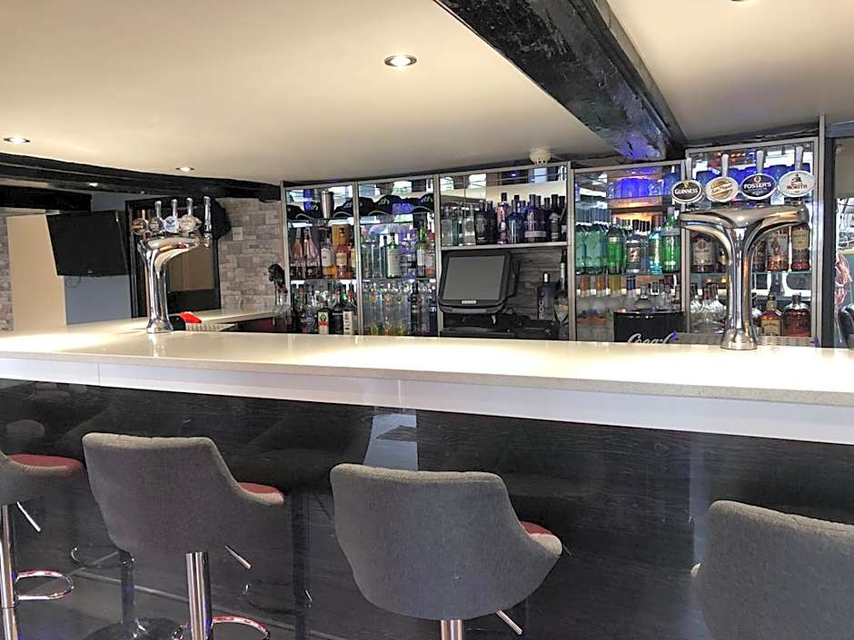 The Old Black Horse Inn