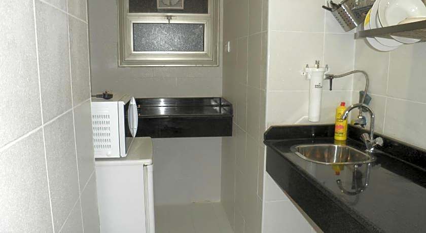 Marina Royal Hotel Suite