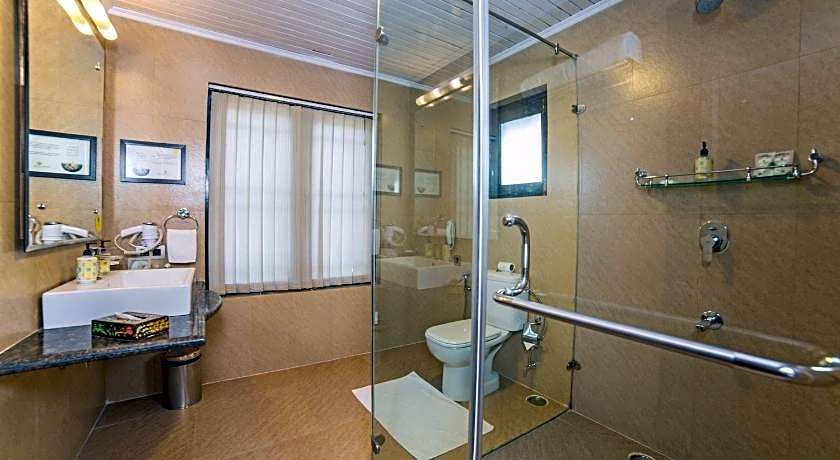 Lemon Tree Hotel Srinagar