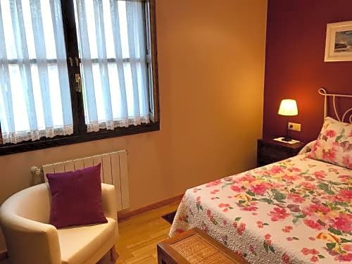 Hotel Rural El Texeu