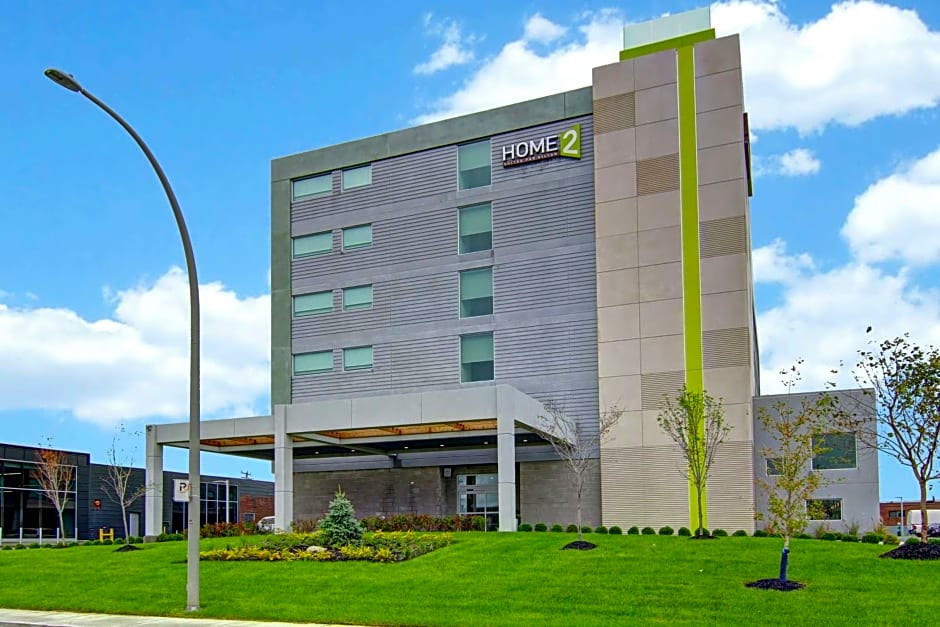 Home2 Suites by Hilton Montreal Dorval, QC