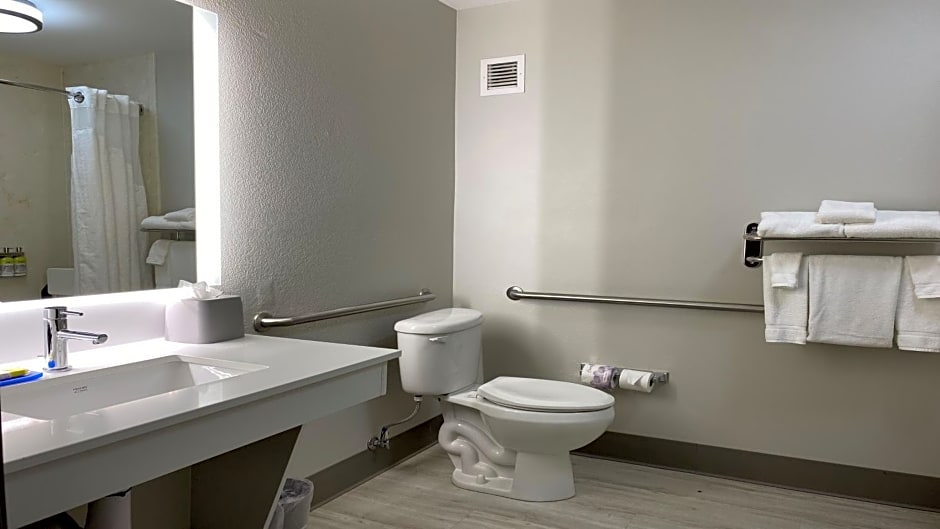 Holiday Inn Express Hotel & Suites Somerset Central By IHG