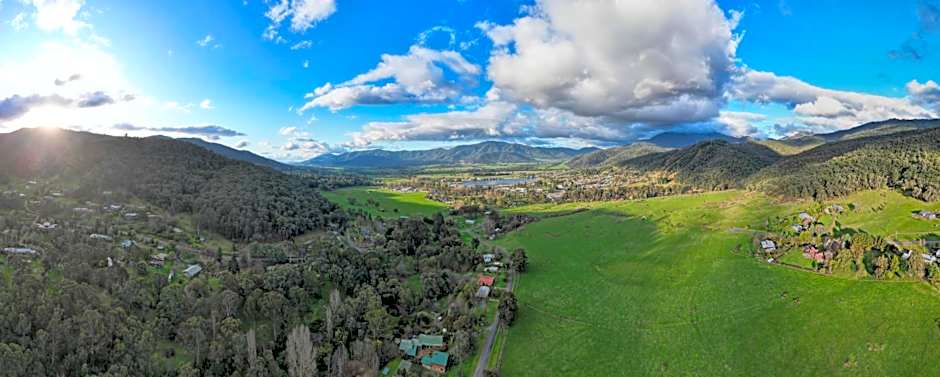 Snow View Holiday Units