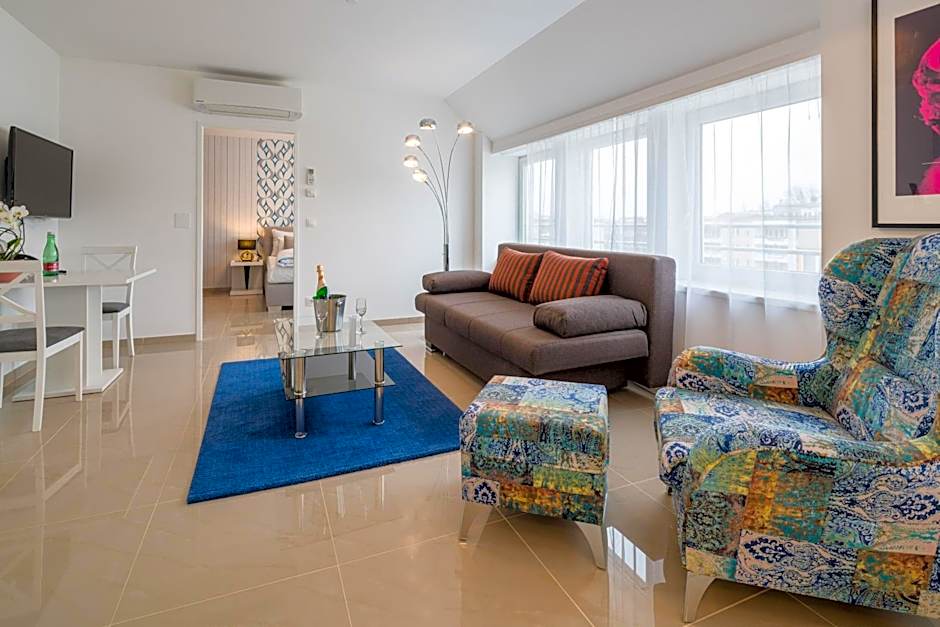 Best Western Plus Celebrity Suites
