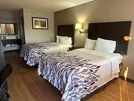 Deluxe Room with Two Double Beds Non-Smoking