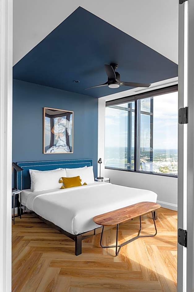 Mint House Dallas - Downtown