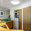 Oaks The Entrance Waterfront Suites