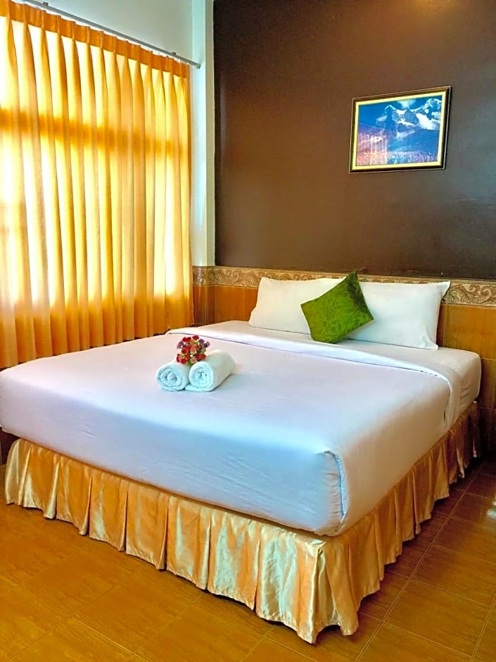 Suriwong Chumphon Hotel