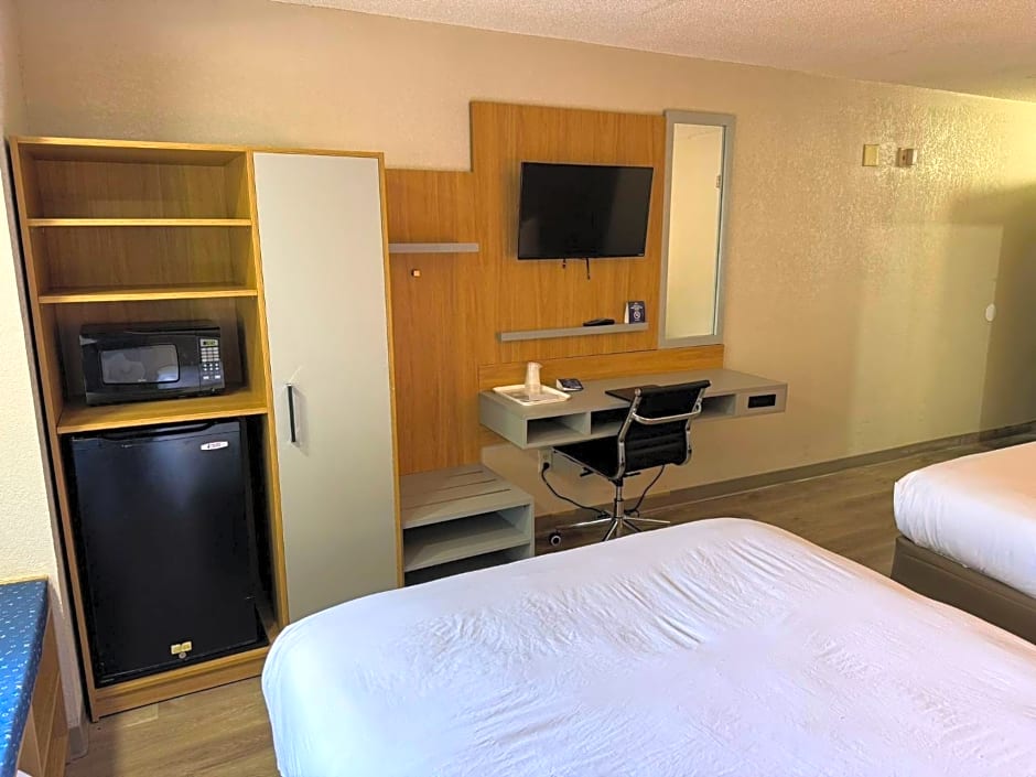 Microtel Inn & Suites by Wyndham Winston Salem