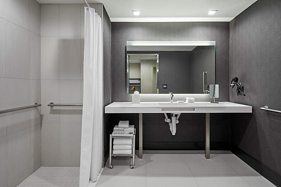 AC Hotel by Marriott Durham