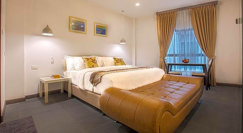 V One Pride-Sukhumvit 22, Bangkok