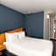 Holiday Inn Express Birmingham Oldbury By IHG