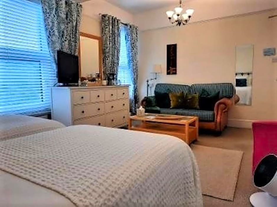 The Swallows Guest House – Exmouth