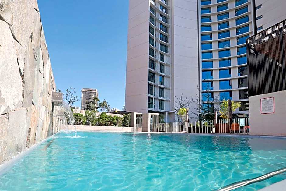DoubleTree by Hilton Santiago Kennedy