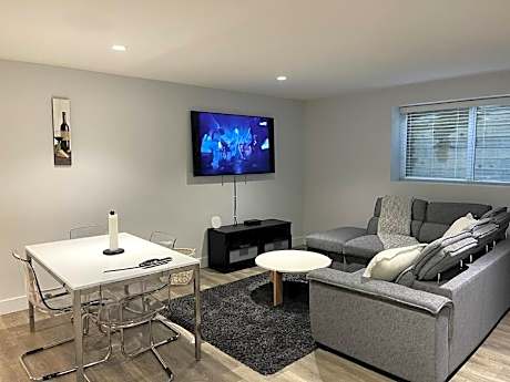 Cozy one bedroom suite