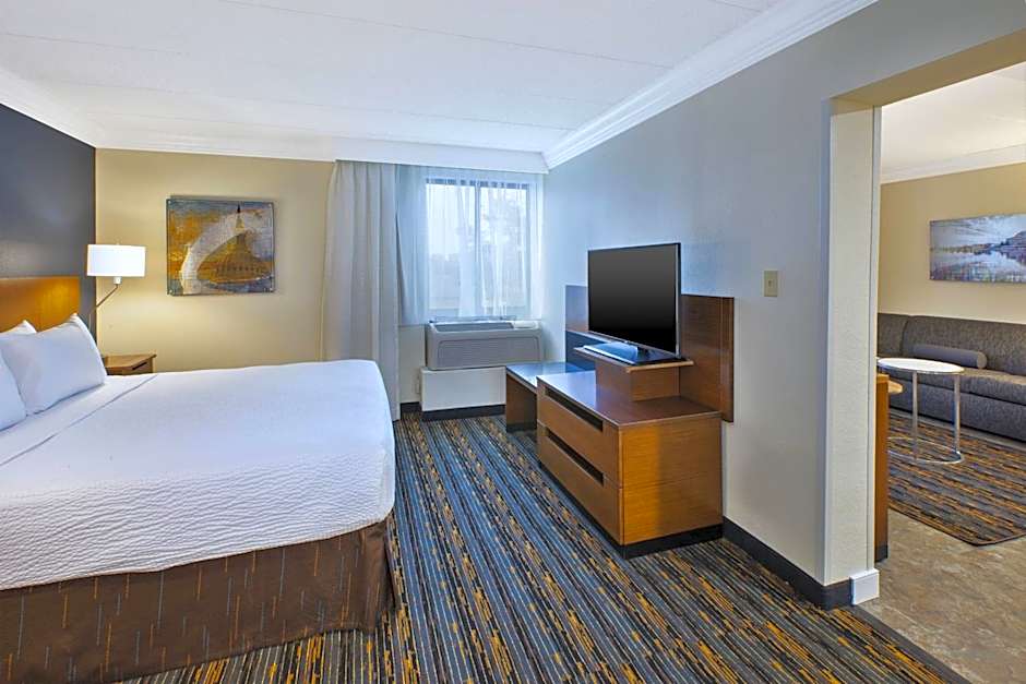 Fairfield by Marriott Inn & Suites Herndon Reston
