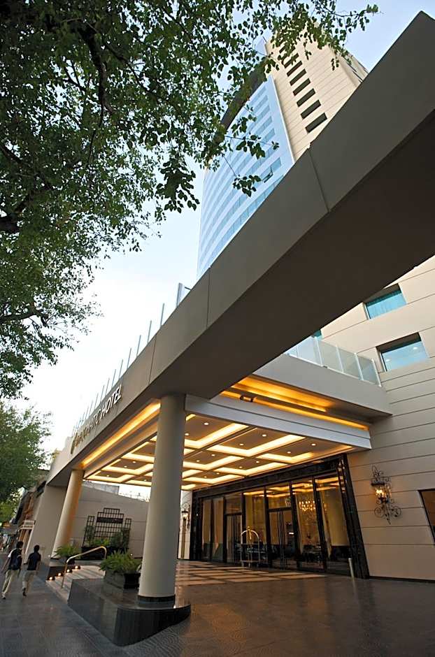 DiplomaticHotel