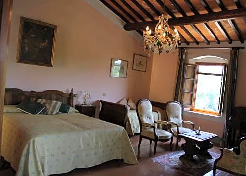 Villa Rigacci Hotel