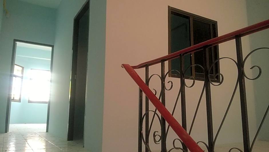 A & P House Charansanitwong