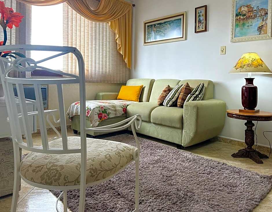 Apto com Wi-Fi - Ar - Smart TV - Garagem