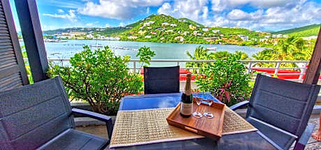 Les Balcons d'Oyster Pond