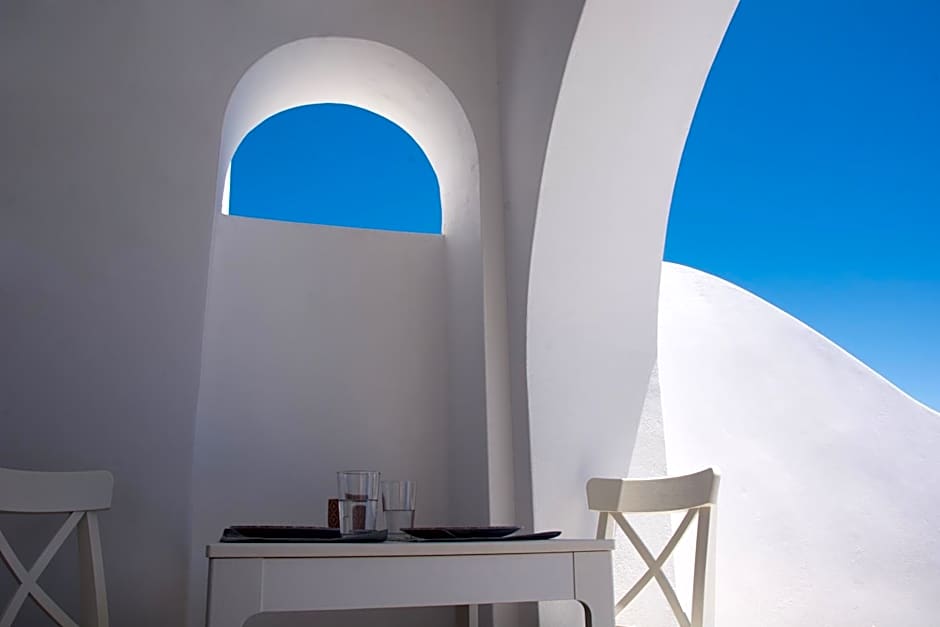 Amphitrite Suites Santorini