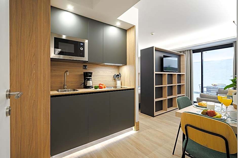 Feelathome Ventas Suites