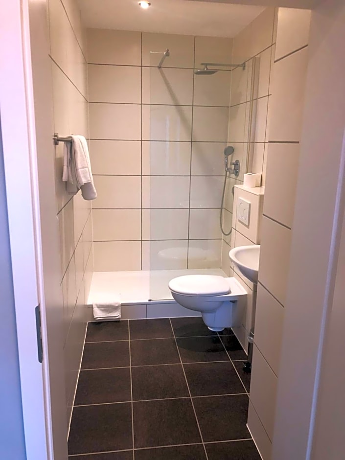 Hotel Athen Kelsterbach Frankfurt Airport