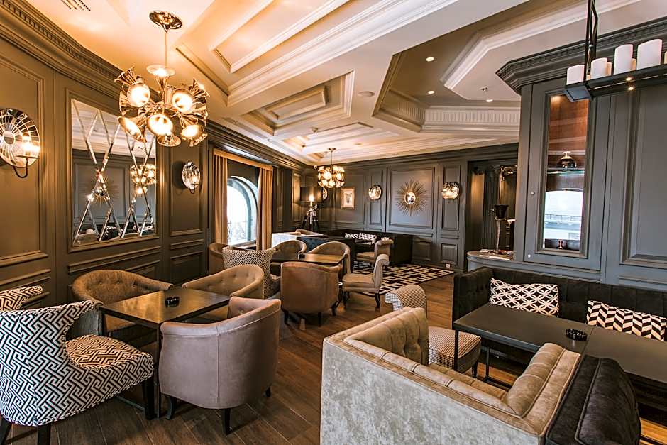 Fairmont Grand Hotel Kyiv