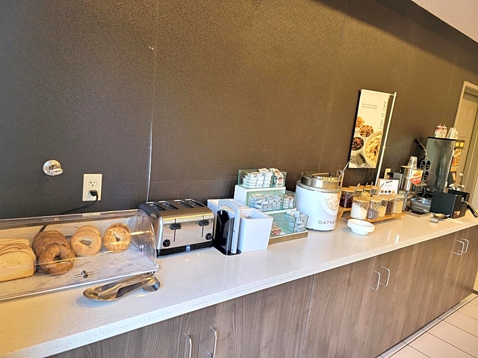Residence Inn by Marriott Indianapolis Airport