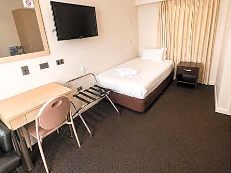 Standard Room with Two Single Beds