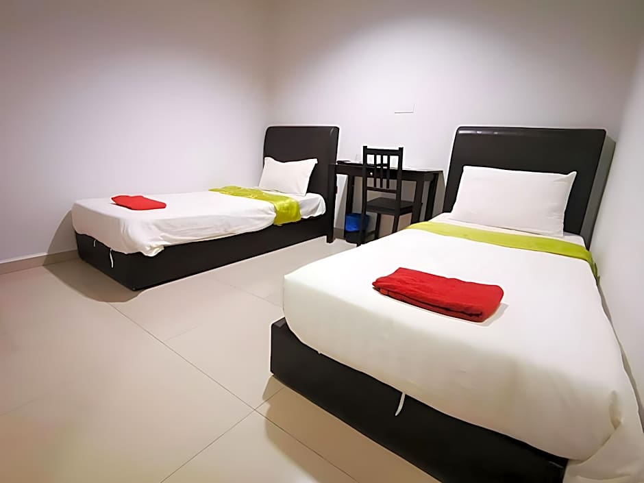 Clover Hotel