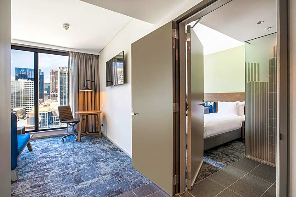 Holiday Inn Express Melbourne Little Collins By IHG