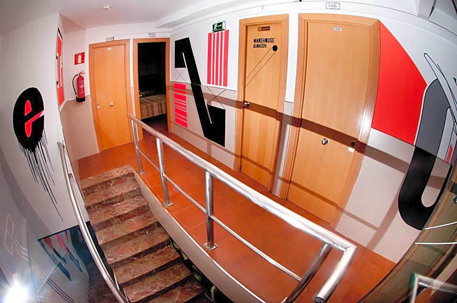 Be Ramblas Guest House
