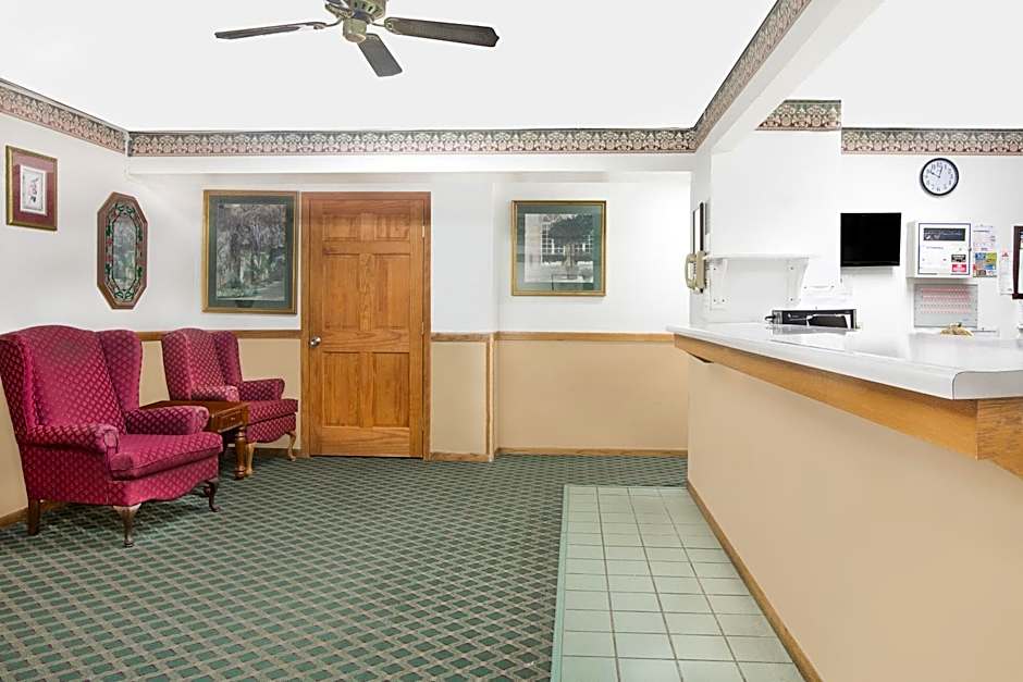 Super 8 by Wyndham Chillicothe