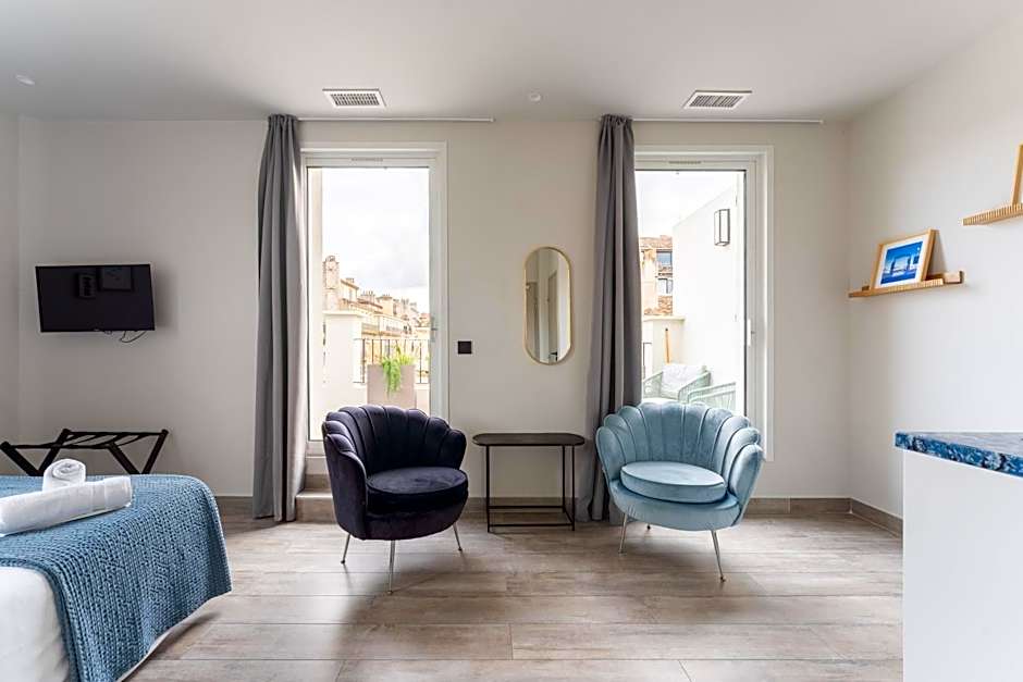 PARADISE Earth & Sea