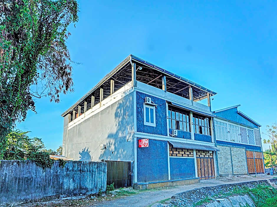 OYO 91219 Adhyaksa Homestay Makassar