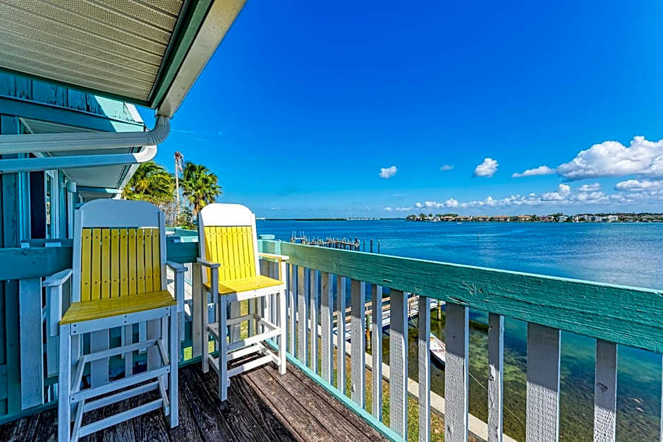 Anna Maria Island Beach Palms 6B
