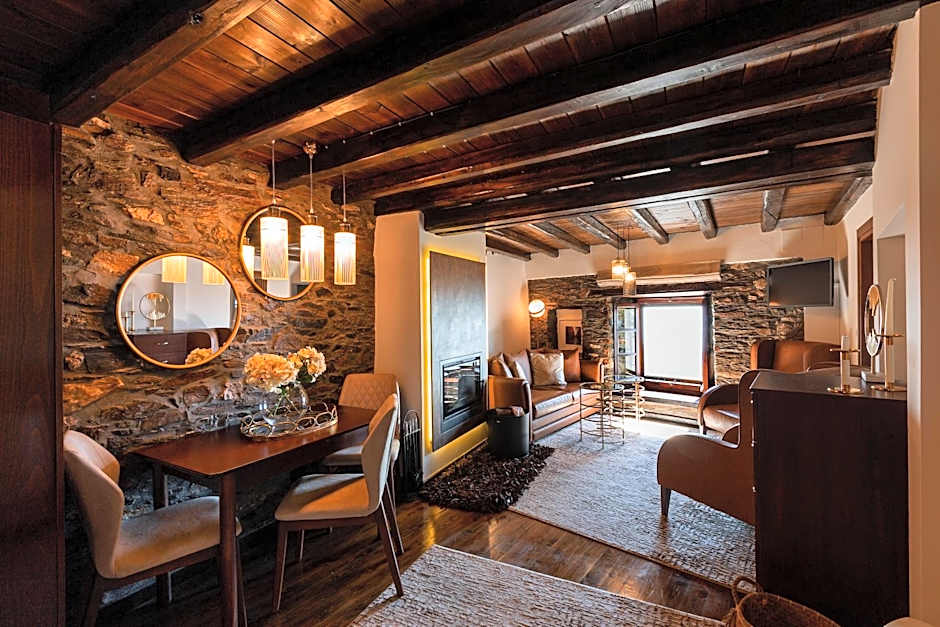 1822 Makrinitsa Suites